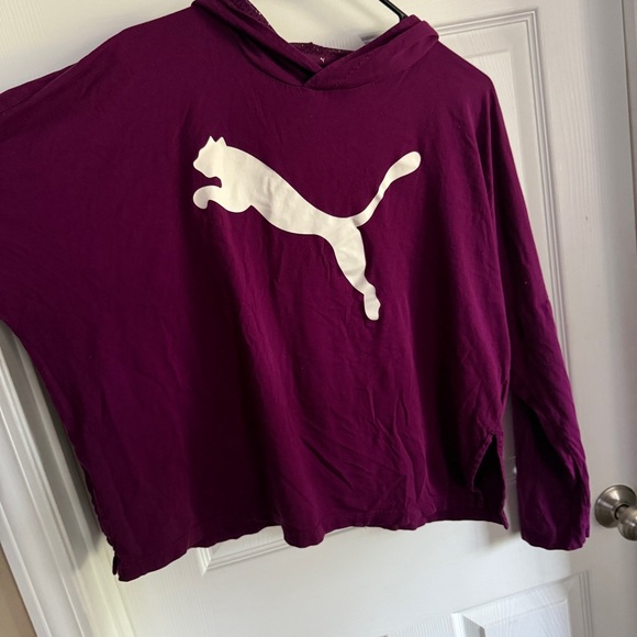 Puma Lightweight Cropped Hooded Shirt– Plum Purple – Size XL - Picture 2 of 5